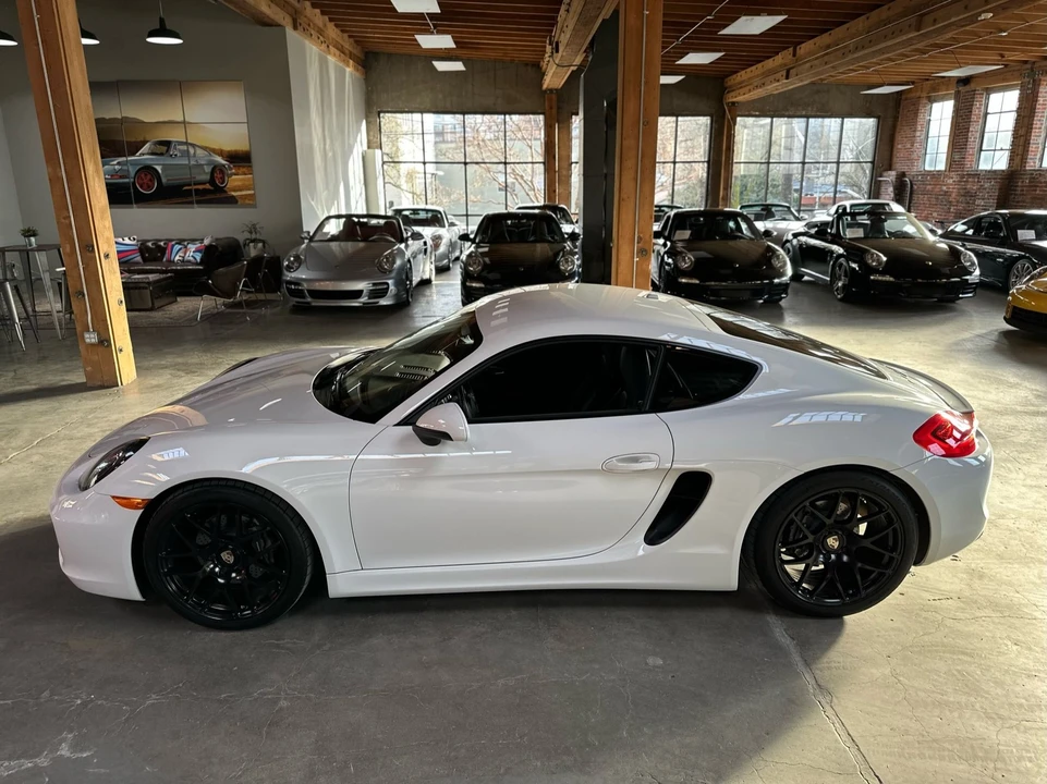 2016 Porsche 981 Cayman - Image 5 of 30