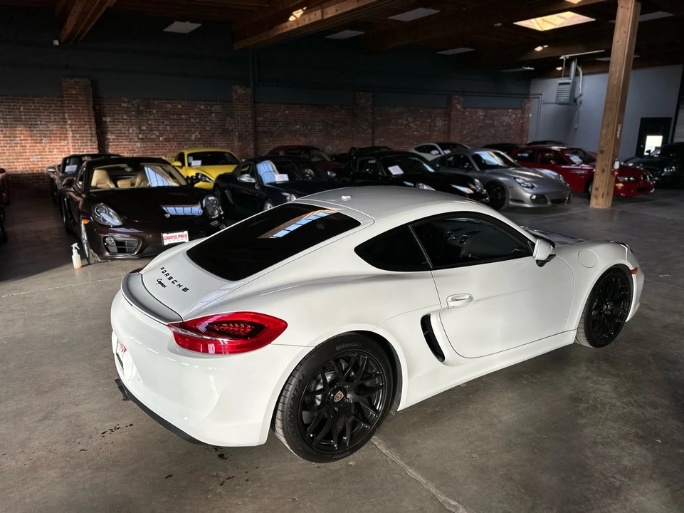 2016 Porsche 981 Cayman - Image 17 of 30