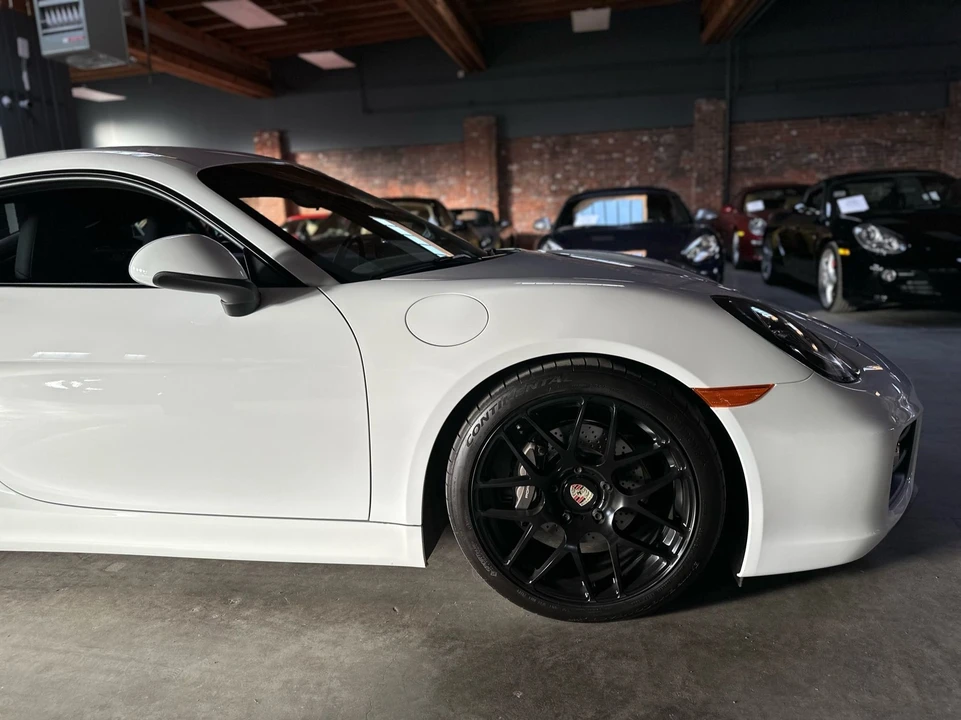 2016 Porsche 981 Cayman - Image 23 of 30