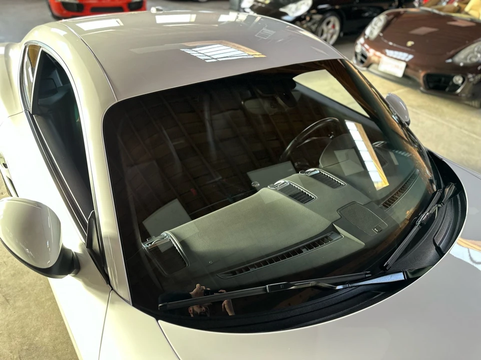 2016 Porsche 981 Cayman - Image 25 of 30