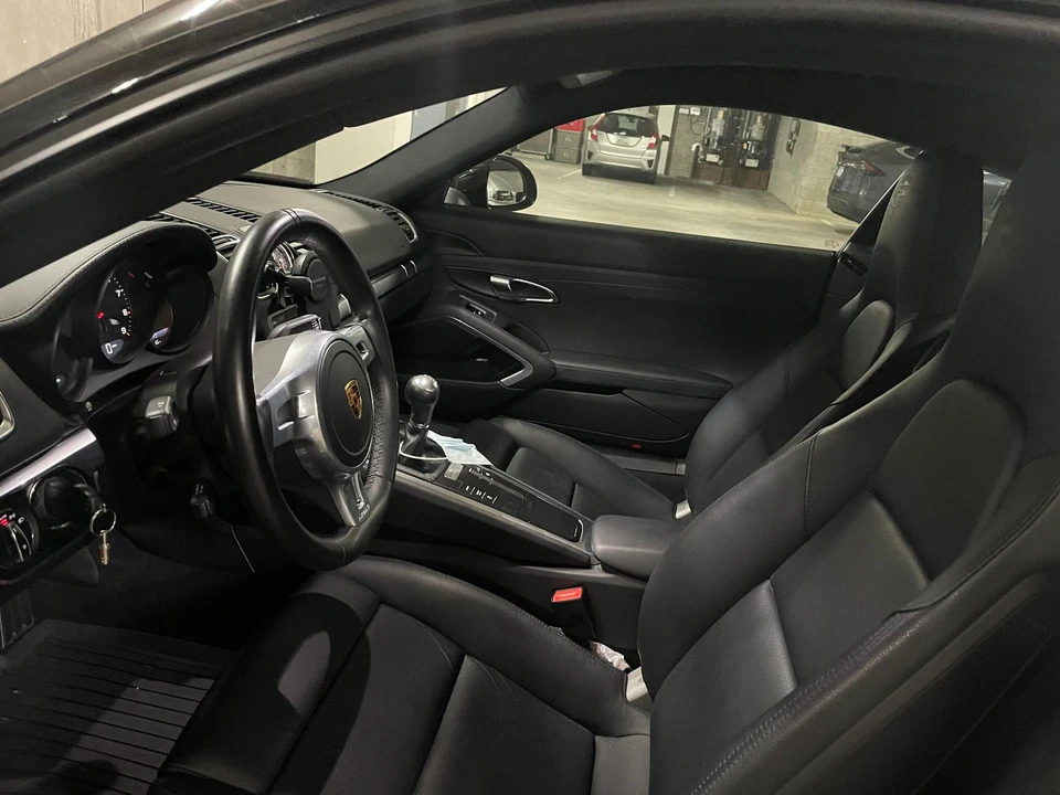 2016 Porsche 981 Cayman - Image 5 of 7