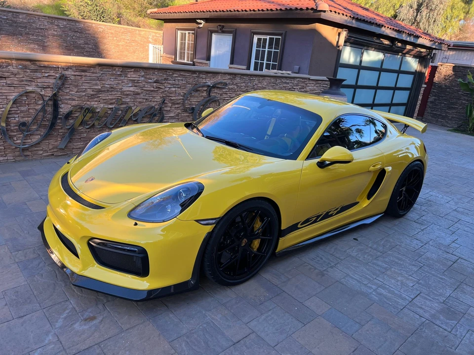 2016 Porsche 981 Cayman GT4 - Image 12 of 31