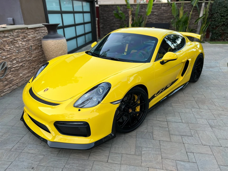 2016 Porsche 981 Cayman GT4 - Image 16 of 31