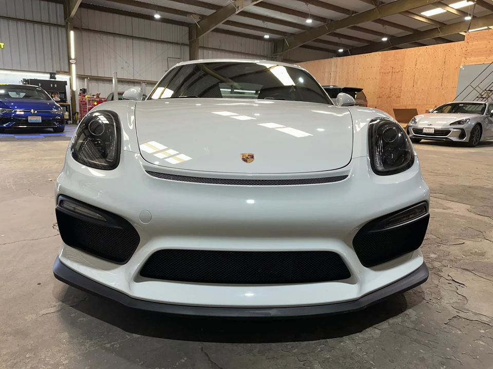 2016 Porsche 981 Cayman GT4 - Image 2 of 27