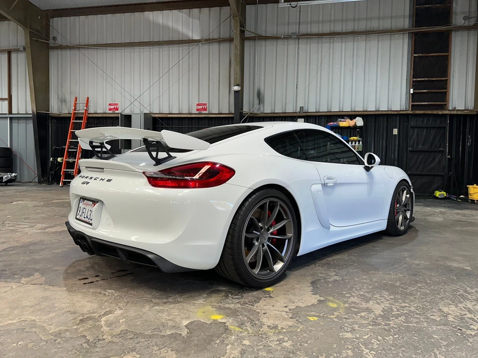 2016 Porsche 981 Cayman GT4 - Image 4 of 27