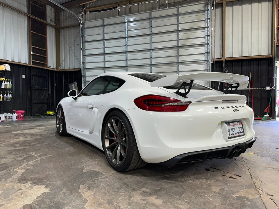 2016 Porsche 981 Cayman GT4 - Image 6 of 27