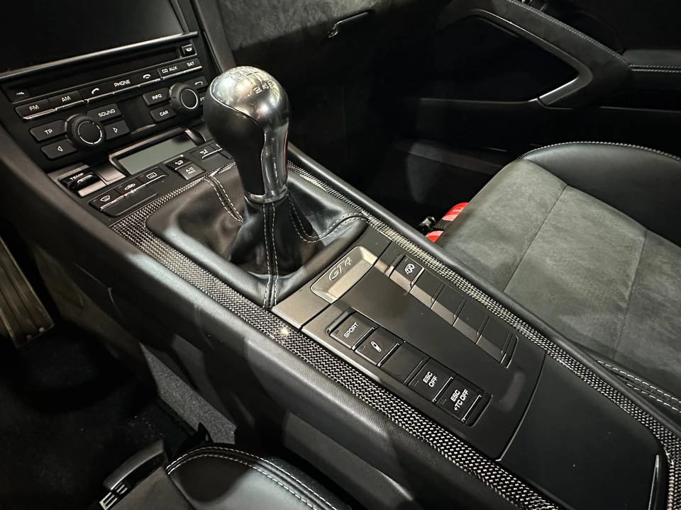 2016 Porsche 981 Cayman GT4 - Image 19 of 27