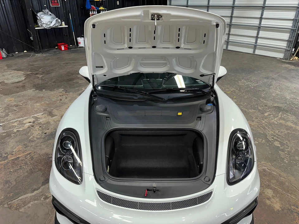 2016 Porsche 981 Cayman GT4 - Image 21 of 27