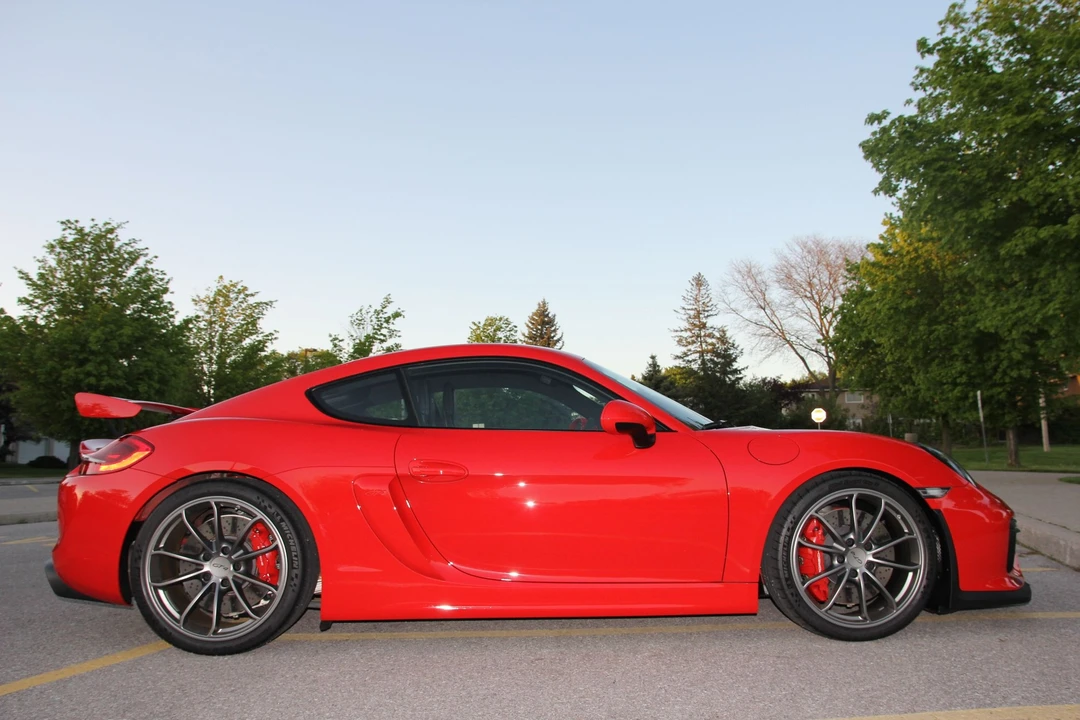 2016 Porsche 981 Cayman GT4 - Image 16 of 20
