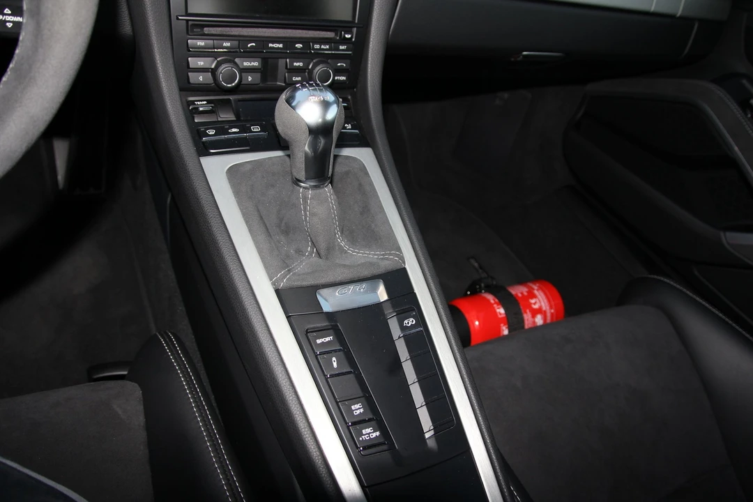 2016 Porsche 981 Cayman GT4 - Image 20 of 20
