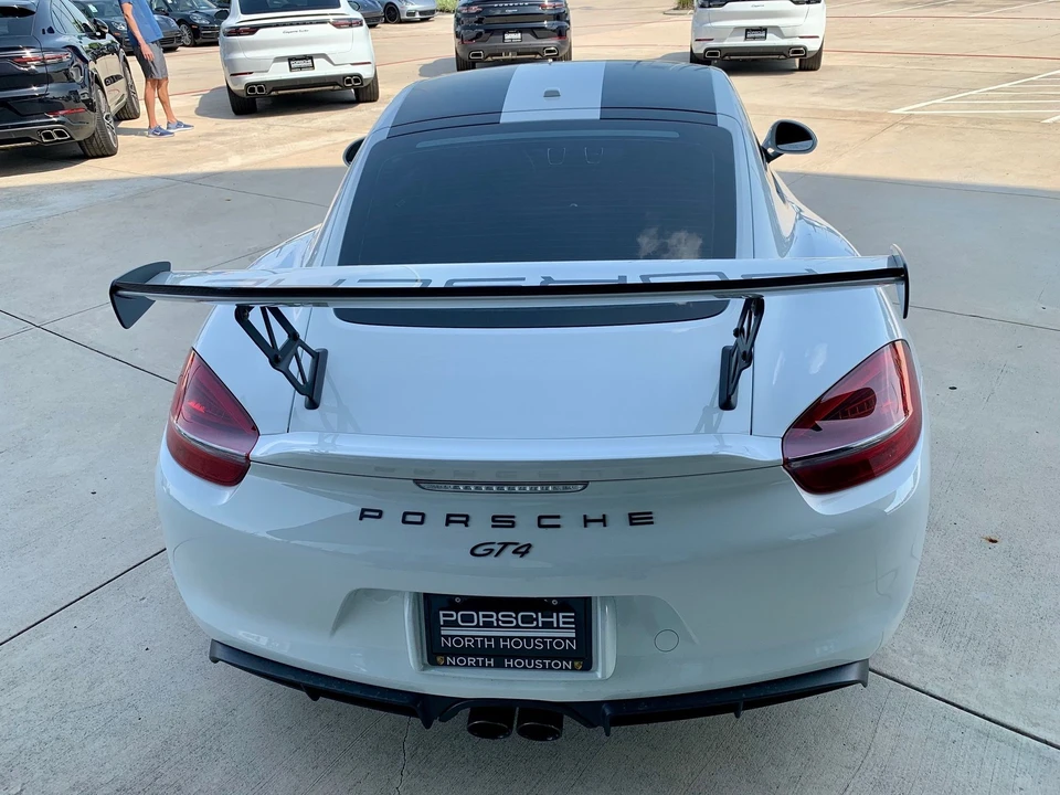 2016 Porsche 981 Cayman GT4 - Image 8 of 13