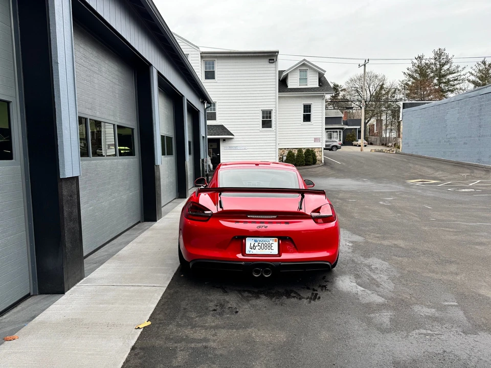 2016 Porsche 981 Cayman GT4 - Image 4 of 31