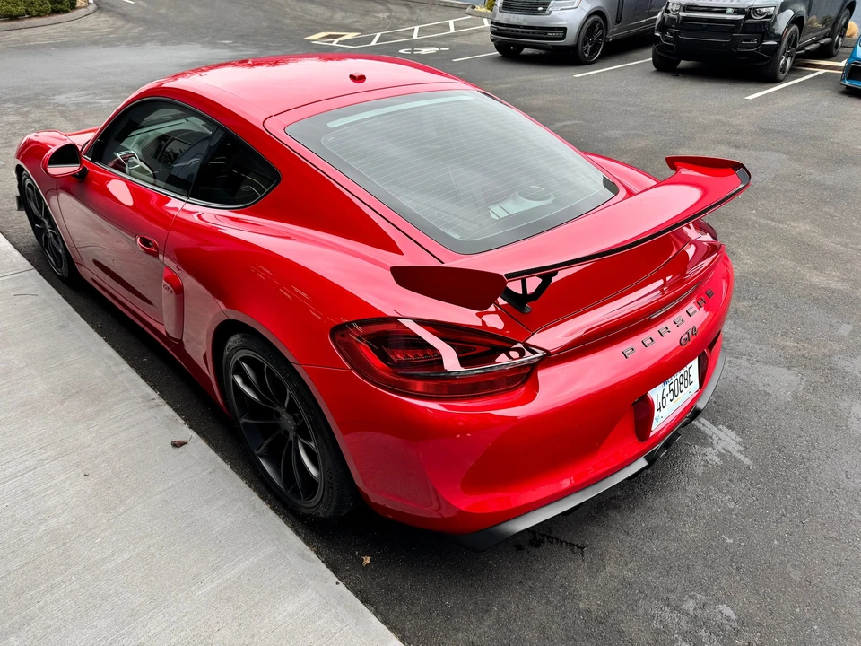 2016 Porsche 981 Cayman GT4 - Image 20 of 31