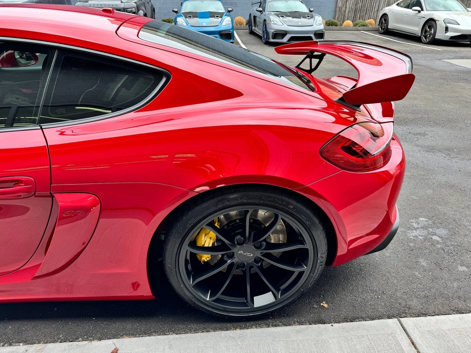 2016 Porsche 981 Cayman GT4 - Image 21 of 31