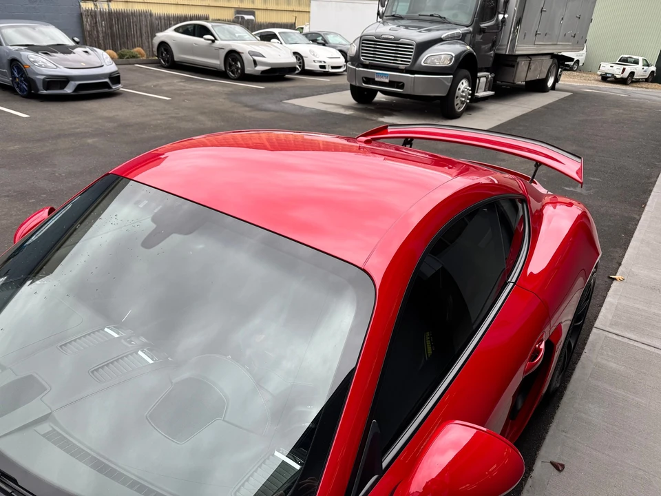 2016 Porsche 981 Cayman GT4 - Image 25 of 31
