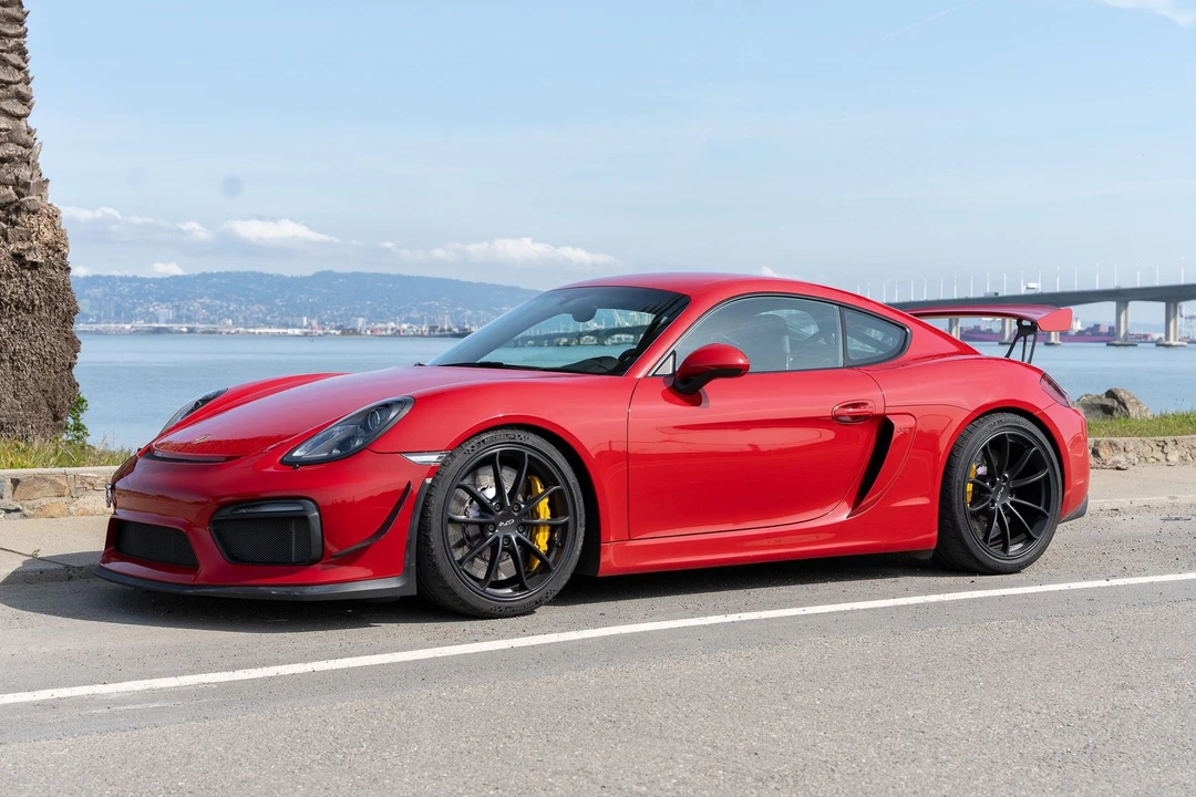 2016 Porsche 981 Cayman GT4 - Image 2 of 18