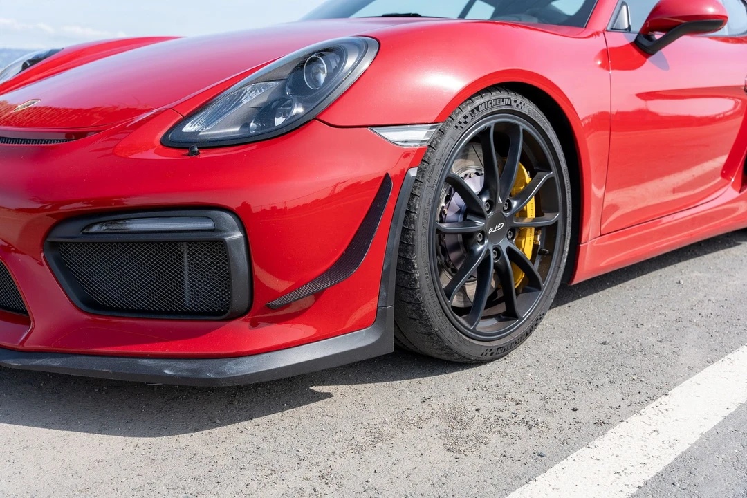 2016 Porsche 981 Cayman GT4 - Image 12 of 18