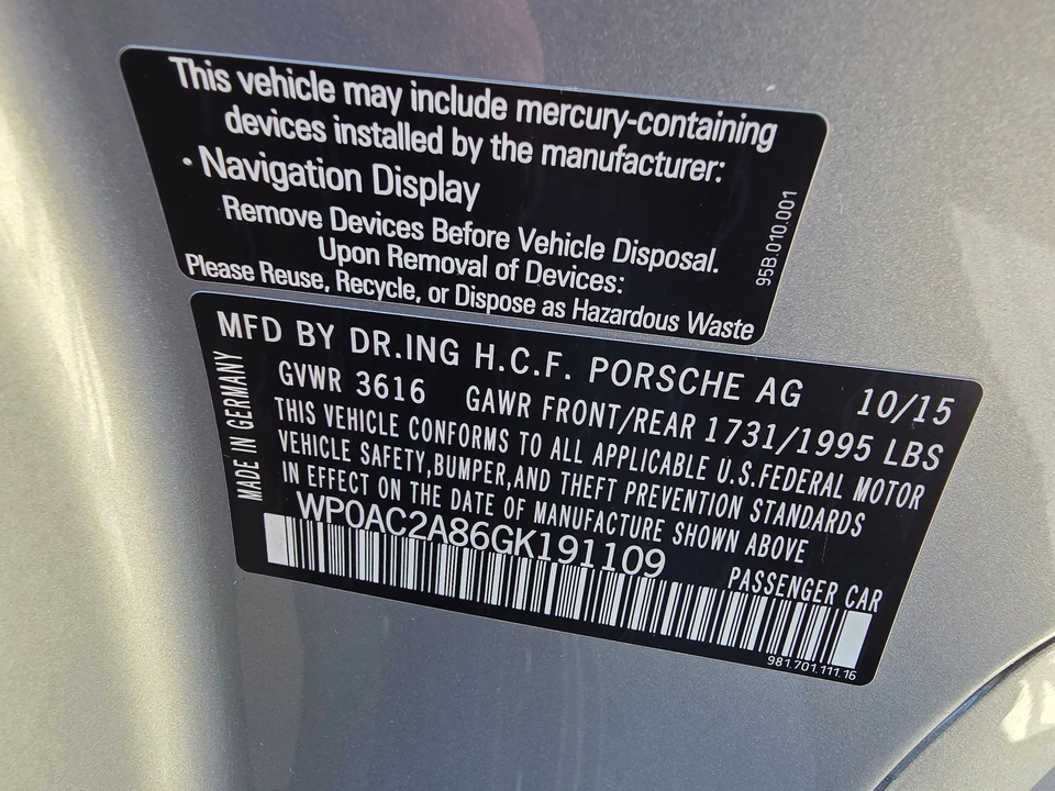 2016 Porsche 981 Cayman GT4 - Image 21 of 31