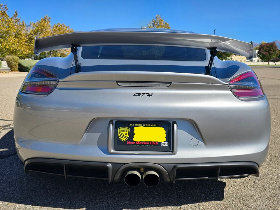 2016 Porsche 981 Cayman GT4 - Image 4 of 31