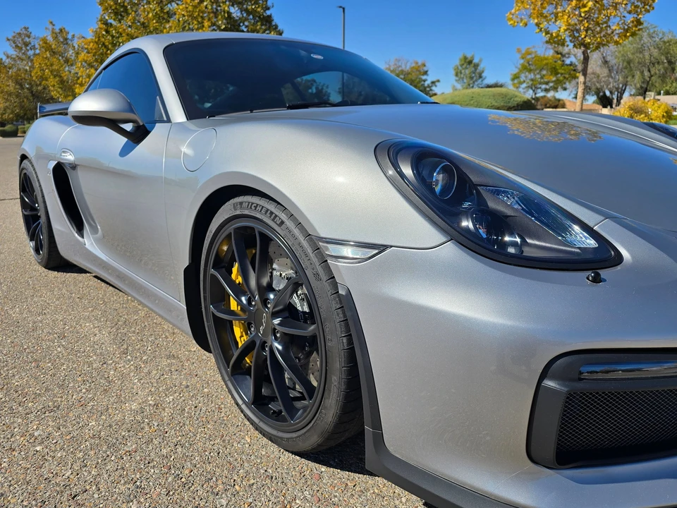 2016 Porsche 981 Cayman GT4 - Image 10 of 31