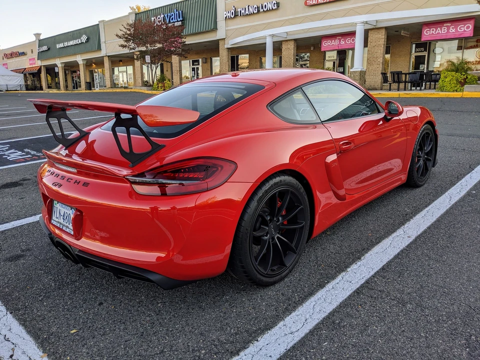2016 Porsche 981 Cayman GT4 - Image 8 of 14