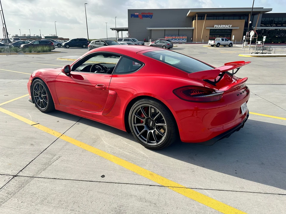 2016 Porsche 981 Cayman GT4 - Image 2 of 7