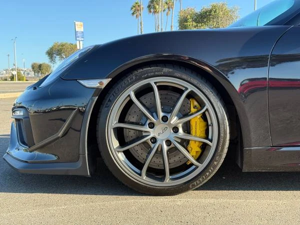 2016 Porsche 981 Cayman GT4 - Image 11 of 19