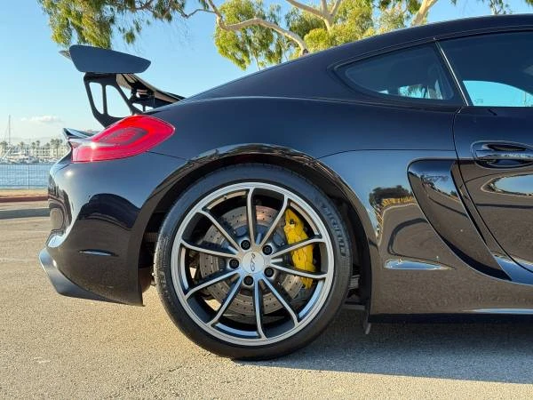 2016 Porsche 981 Cayman GT4 - Image 9 of 19