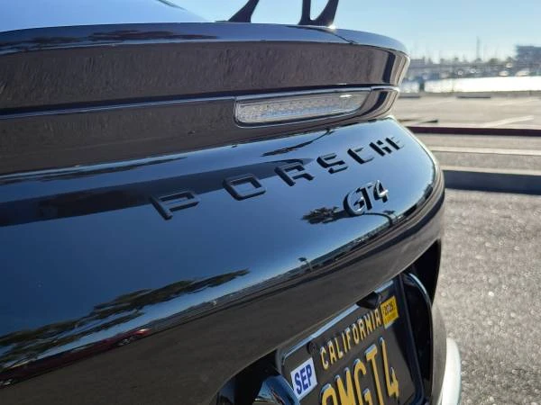 2016 Porsche 981 Cayman GT4 - Image 8 of 19