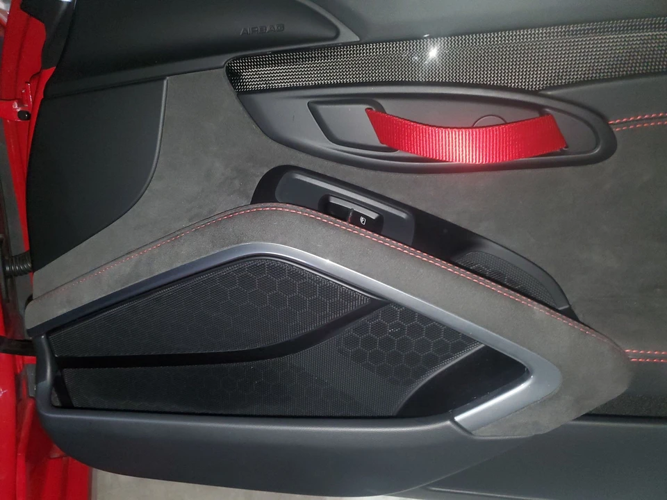2016 Porsche 981 Cayman GT4 - Image 10 of 26