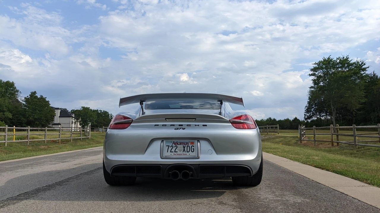 2016 Porsche 981 Cayman GT4 - Image 12 of 31