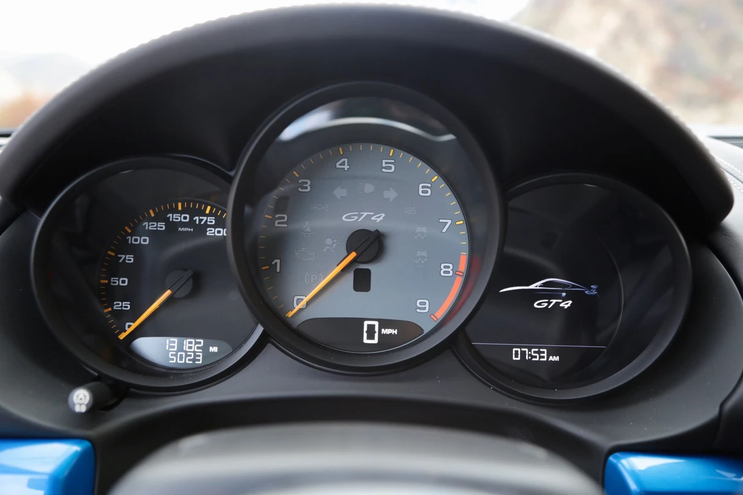 2016 Porsche 981 Cayman GT4 - Image 11 of 24