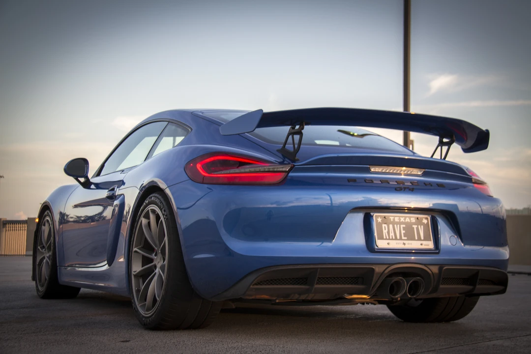 2016 Porsche 981 Cayman GT4 - Image 3 of 5