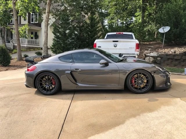 2016 Porsche 981 Cayman GT4 - Image 7 of 14