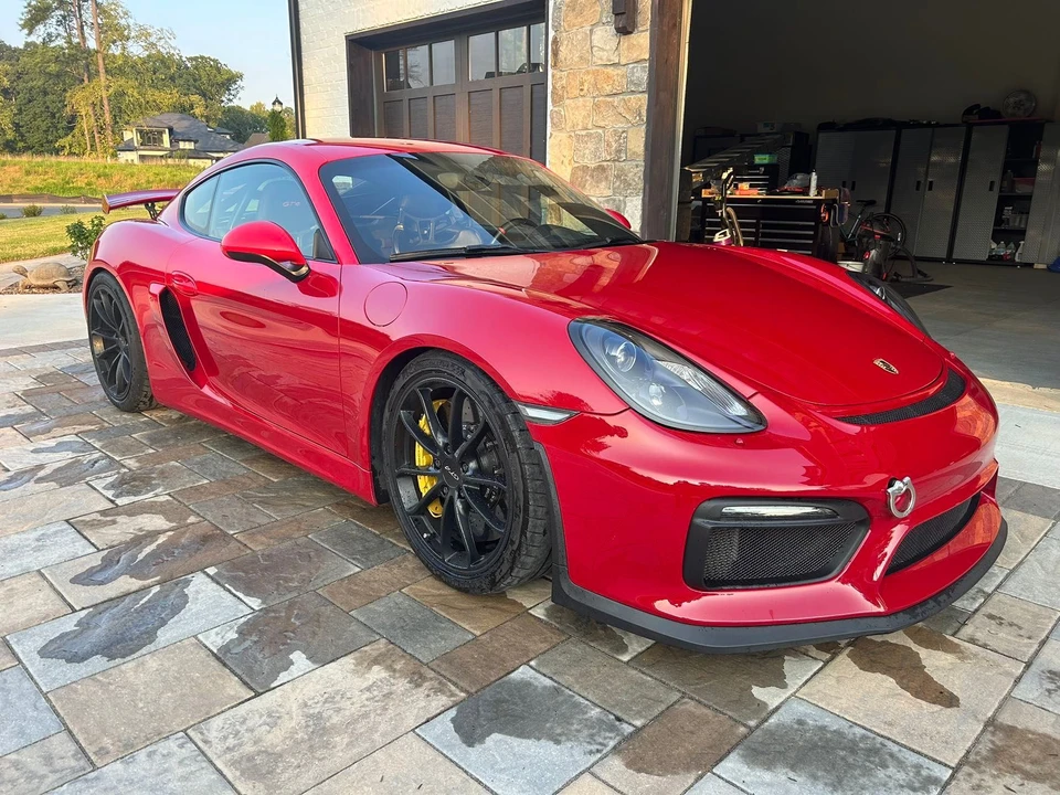 2016 Porsche 981 Cayman GT4 - Image 3 of 14
