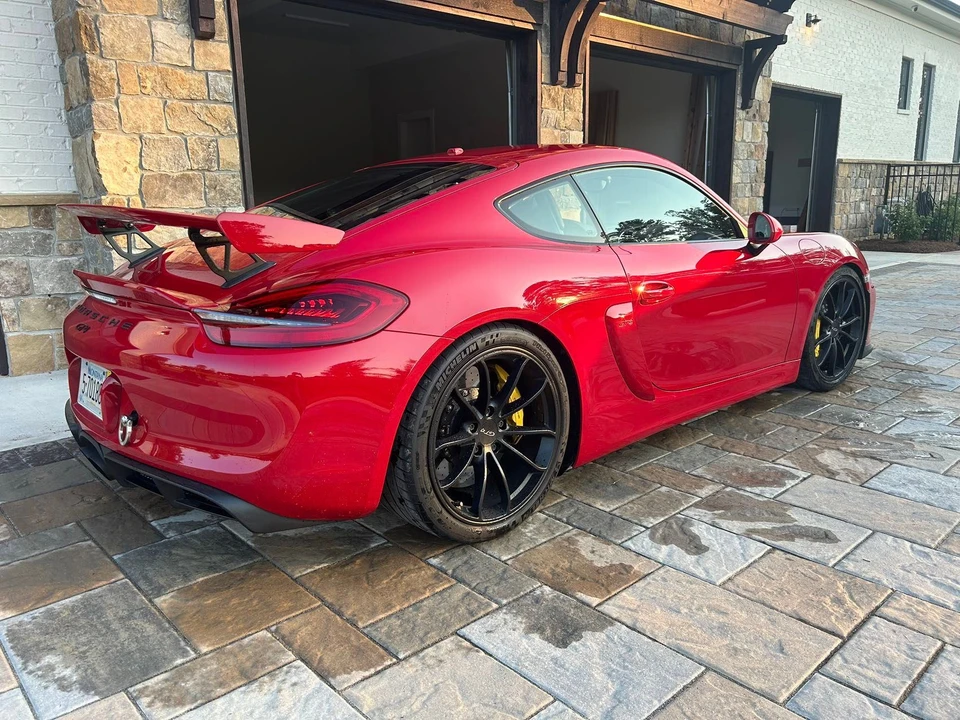 2016 Porsche 981 Cayman GT4 - Image 5 of 14