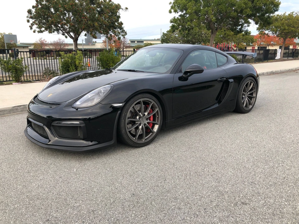 2016 Porsche 981 Cayman GT4 - Image 3 of 8