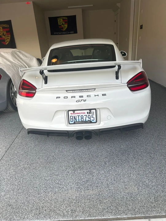 2016 Porsche 981 Cayman GT4 - Image 5 of 6