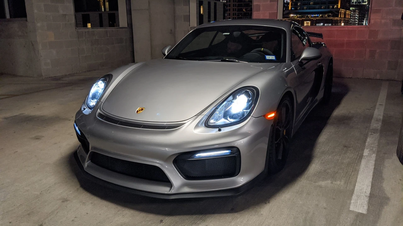 2016 Porsche 981 Cayman GT4 - Image 5 of 5