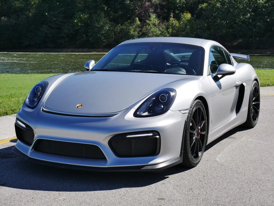 2016 Porsche 981 Cayman GT4 - Image 3 of 13
