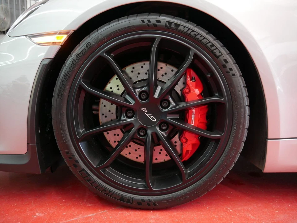 2016 Porsche 981 Cayman GT4 - Image 7 of 13