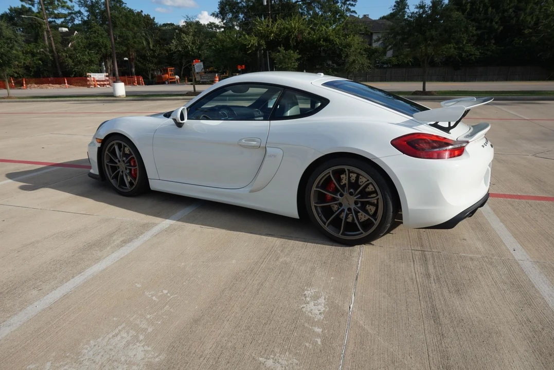 2016 Porsche 981 Cayman GT4 - Image 6 of 25