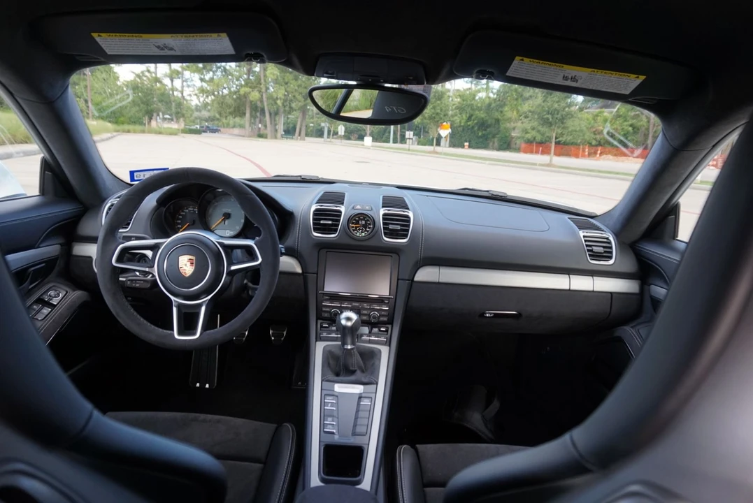 2016 Porsche 981 Cayman GT4 - Image 10 of 25