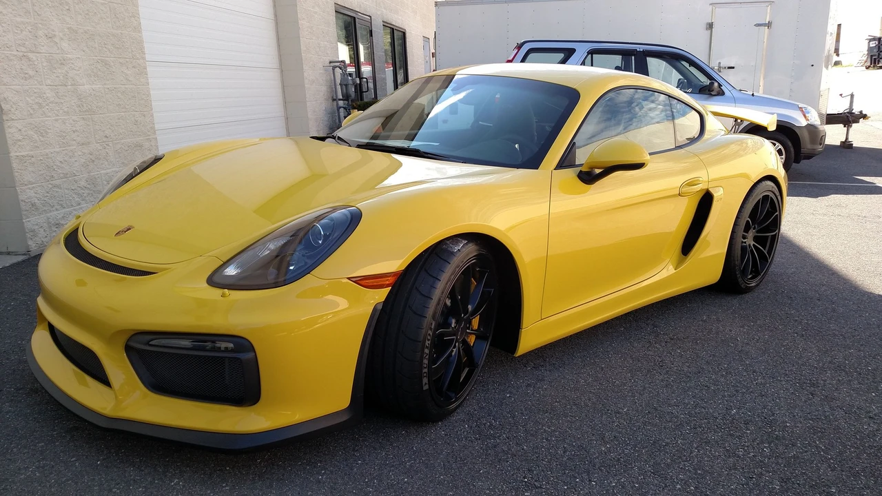 2016 Porsche 981 Cayman GT4 - Image 3 of 5