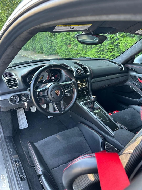 2016 Porsche 981 Cayman GT4 - Image 9 of 27