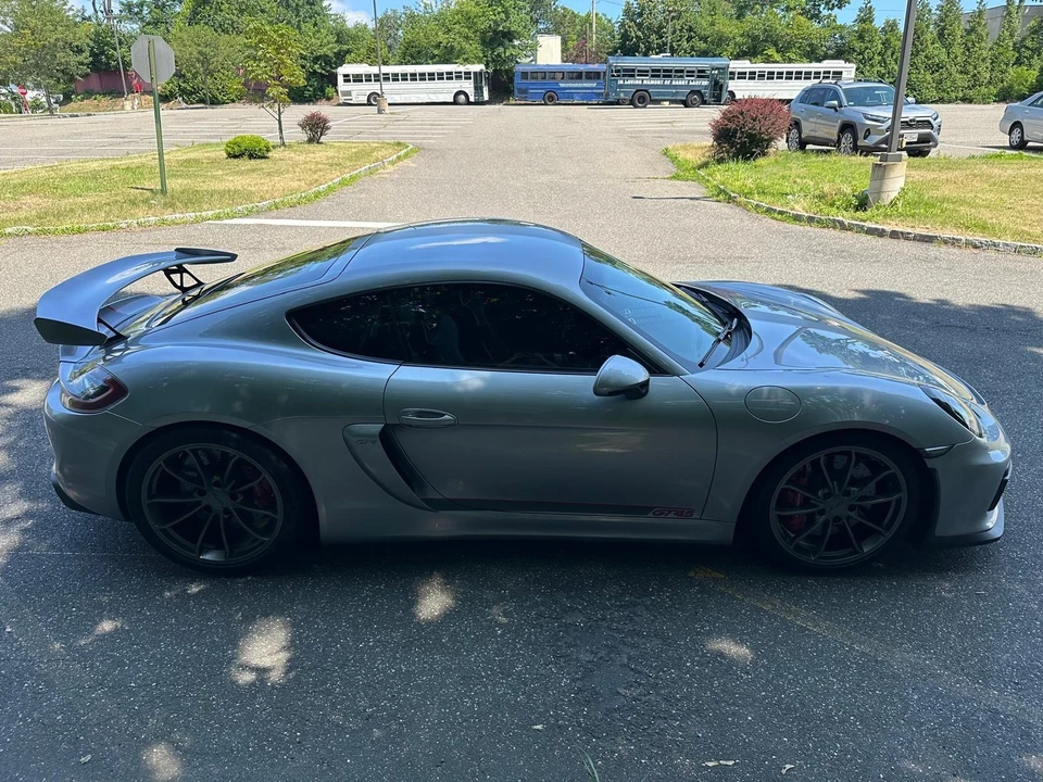 2016 Porsche 981 Cayman GT4 - Image 4 of 27
