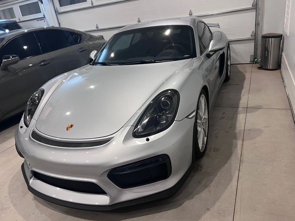 2016 Porsche 981 Cayman GT4 - Image 3 of 13