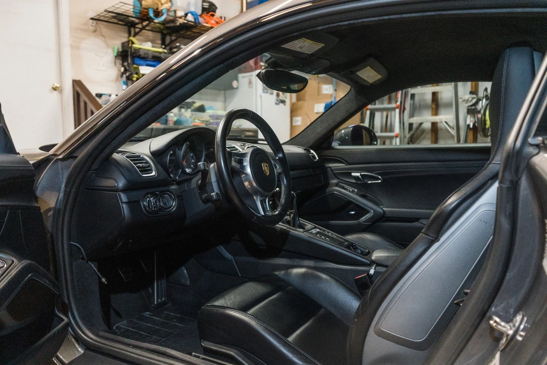 2016 Porsche 981 Cayman GTS - Image 21 of 30