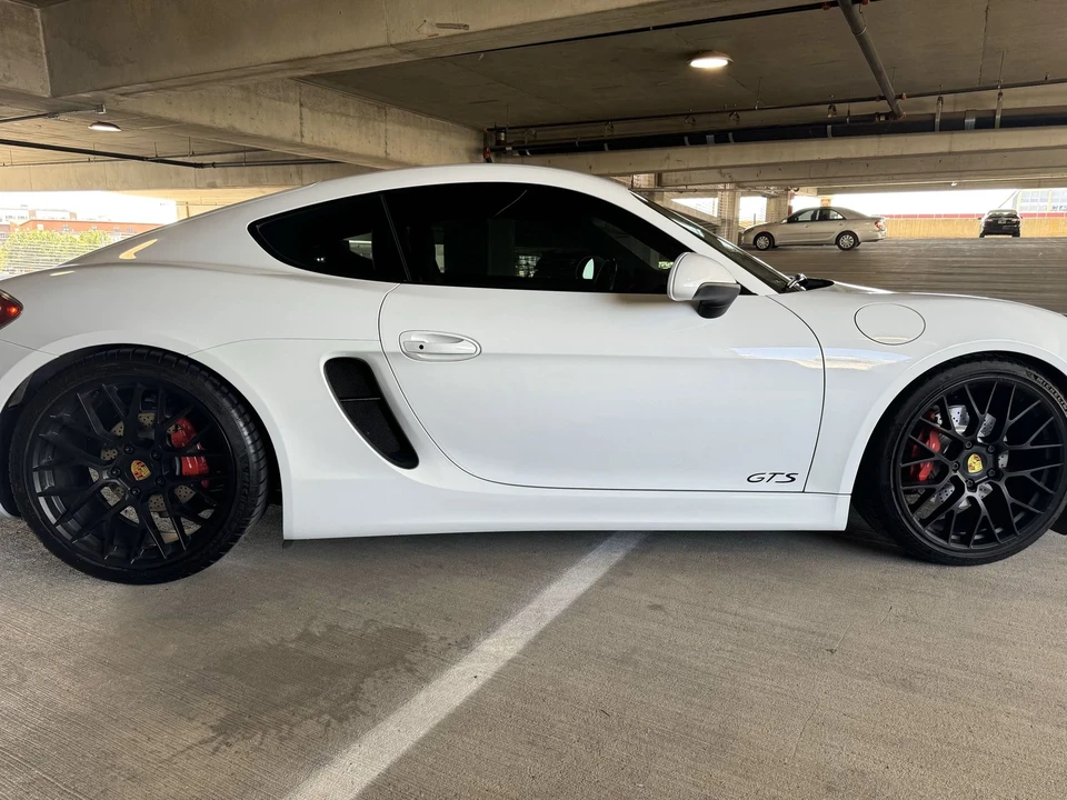 2016 Porsche 981 Cayman GTS - Image 2 of 31