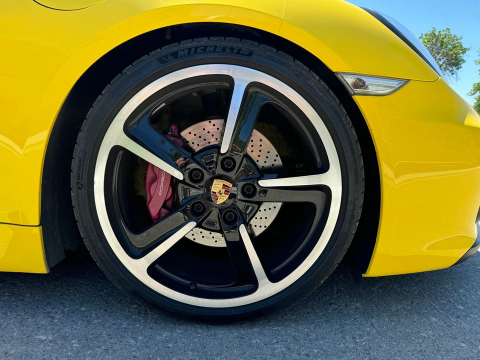 2016 Porsche 981 Cayman GTS - Image 13 of 25